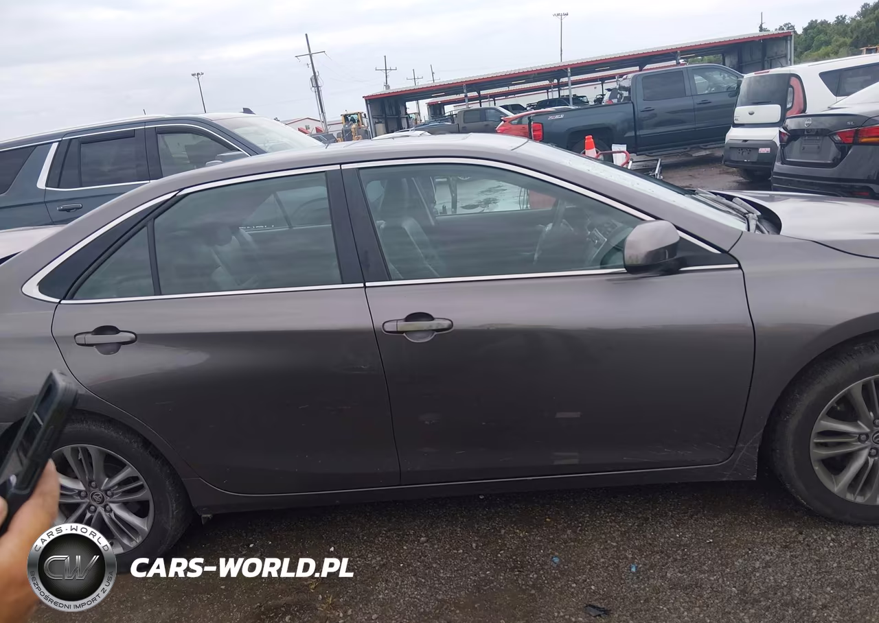 2015 Toyota Camry Se VIN:4T1BF1FK2FU946166 - 13