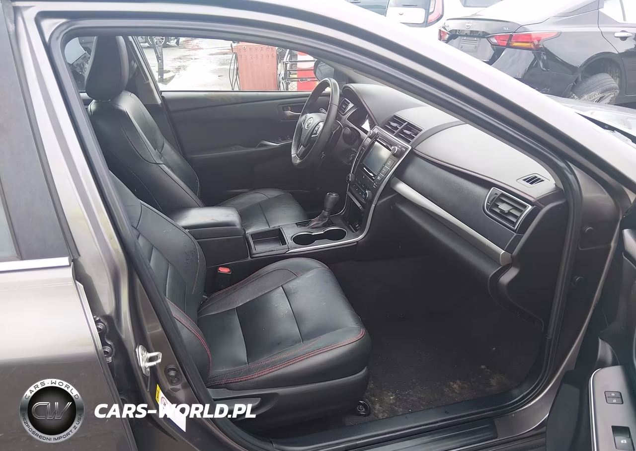 2015 Toyota Camry Se VIN:4T1BF1FK2FU946166 - 5