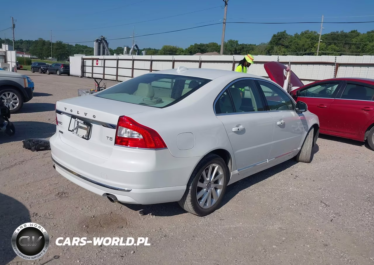 2015 Volvo S80 T5 VIN:YV140MAK7F1191390 - 4