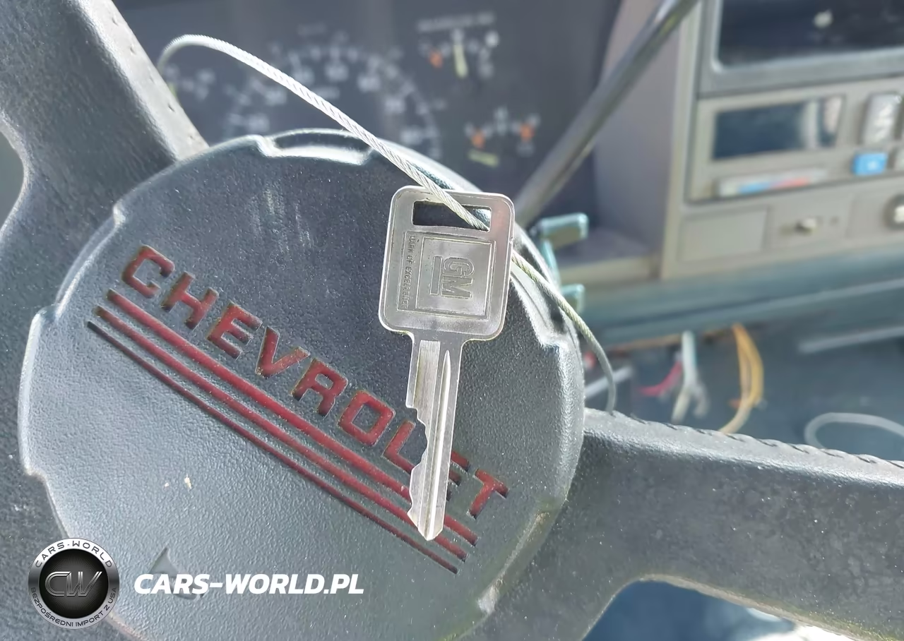 1994 Chevrolet Gmt-400 C1500 VIN:2GCEC19K2R1141709 - 11