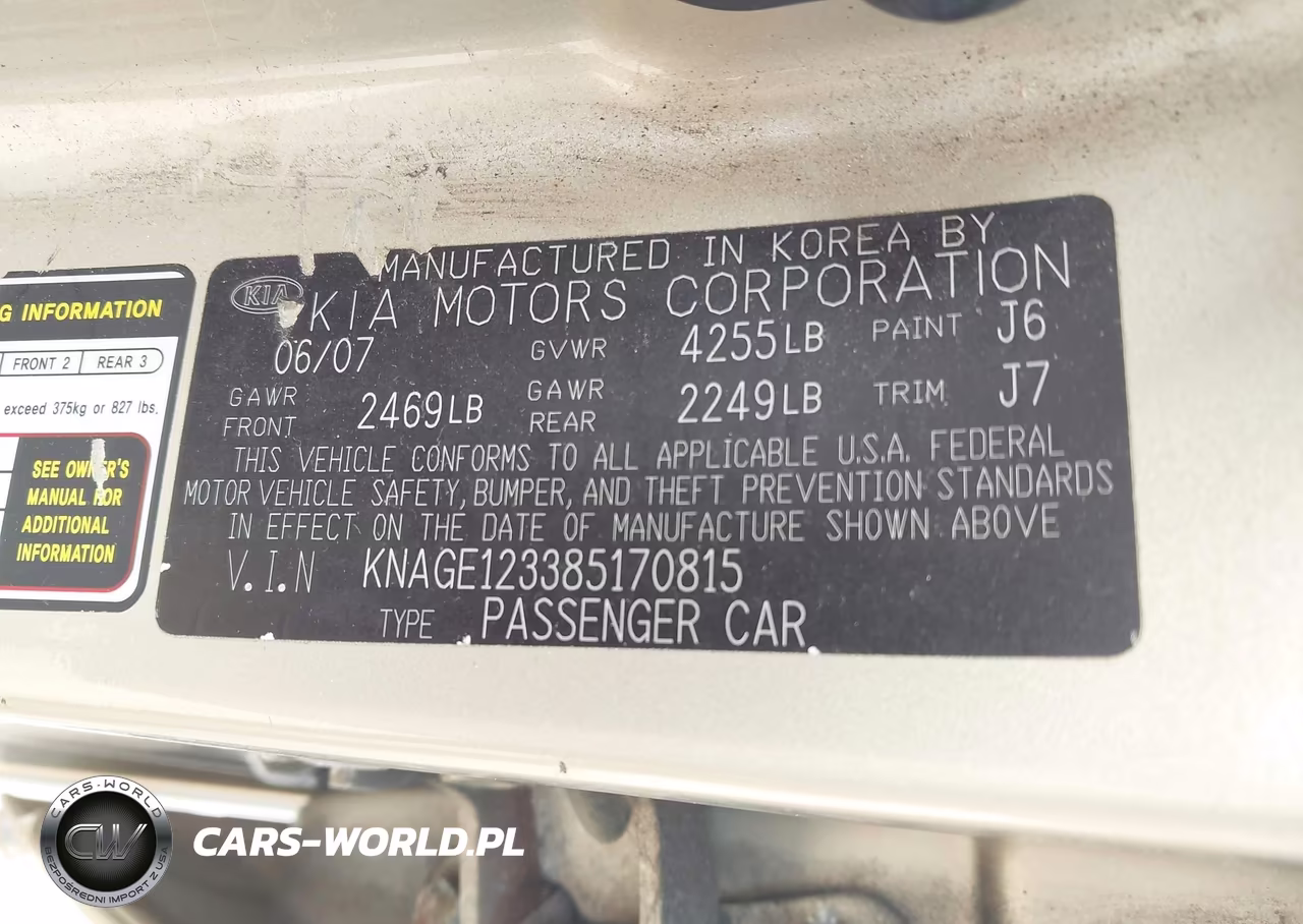 2008 Kia Optima Lx VIN:KNAGE123385170815 - 9
