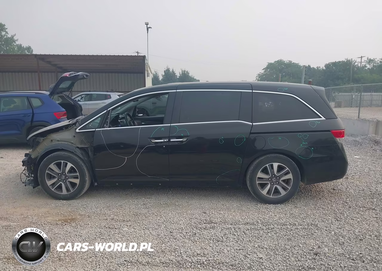 2014 Honda Odyssey Touring-Touring Elite VIN:5FNRL5H91EB133793 - 15