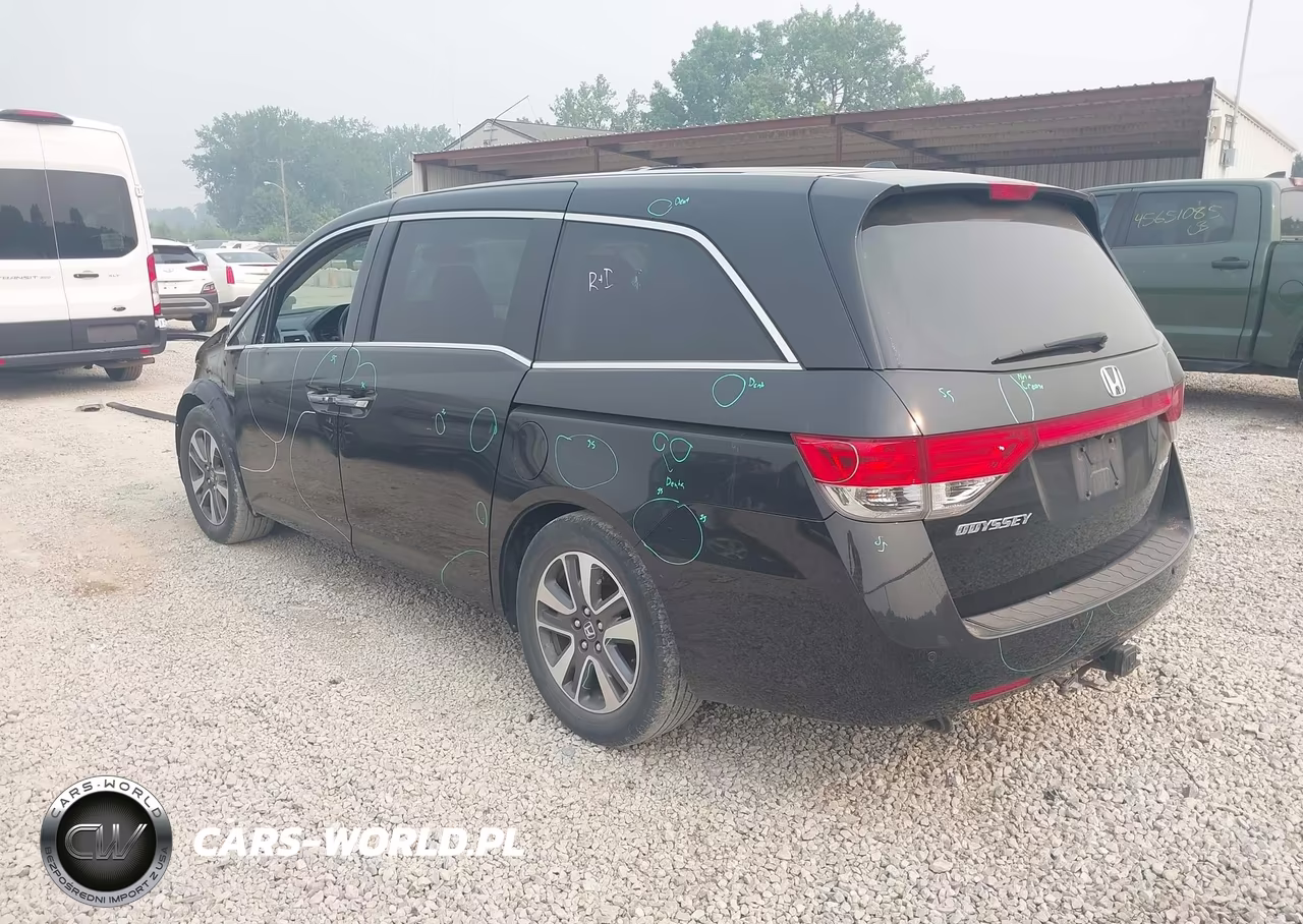 2014 Honda Odyssey Touring-Touring Elite VIN:5FNRL5H91EB133793 - 3