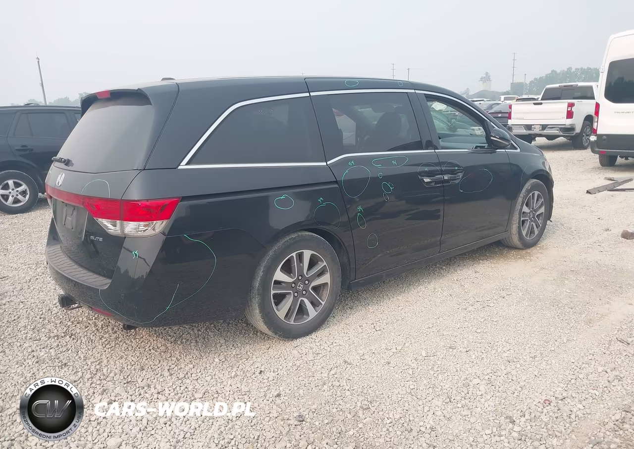 2014 Honda Odyssey Touring-Touring Elite VIN:5FNRL5H91EB133793 - 4