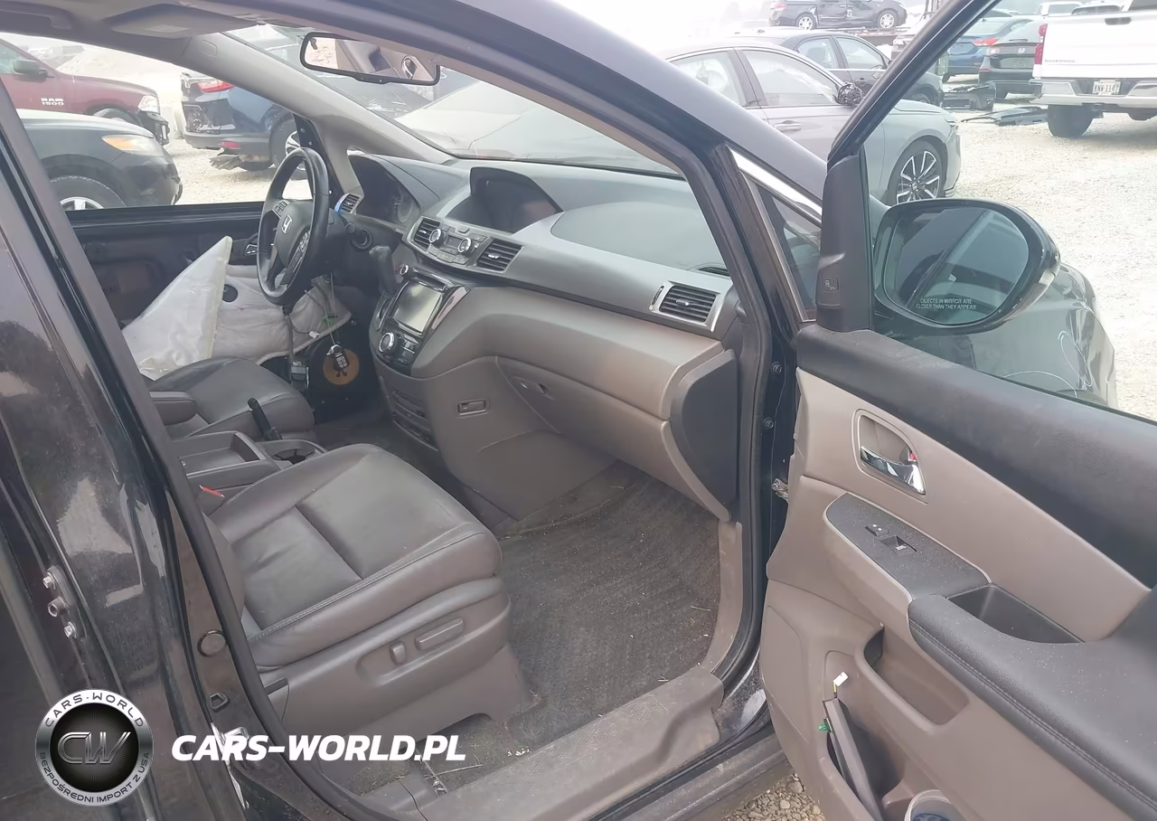 2014 Honda Odyssey Touring-Touring Elite VIN:5FNRL5H91EB133793 - 5