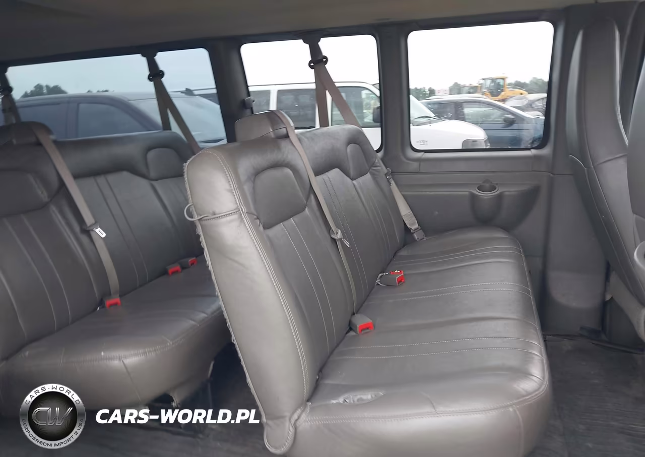 2017 Chevrolet Express 3500 Ls VIN:1GAZGNFG5H1291713 - 8