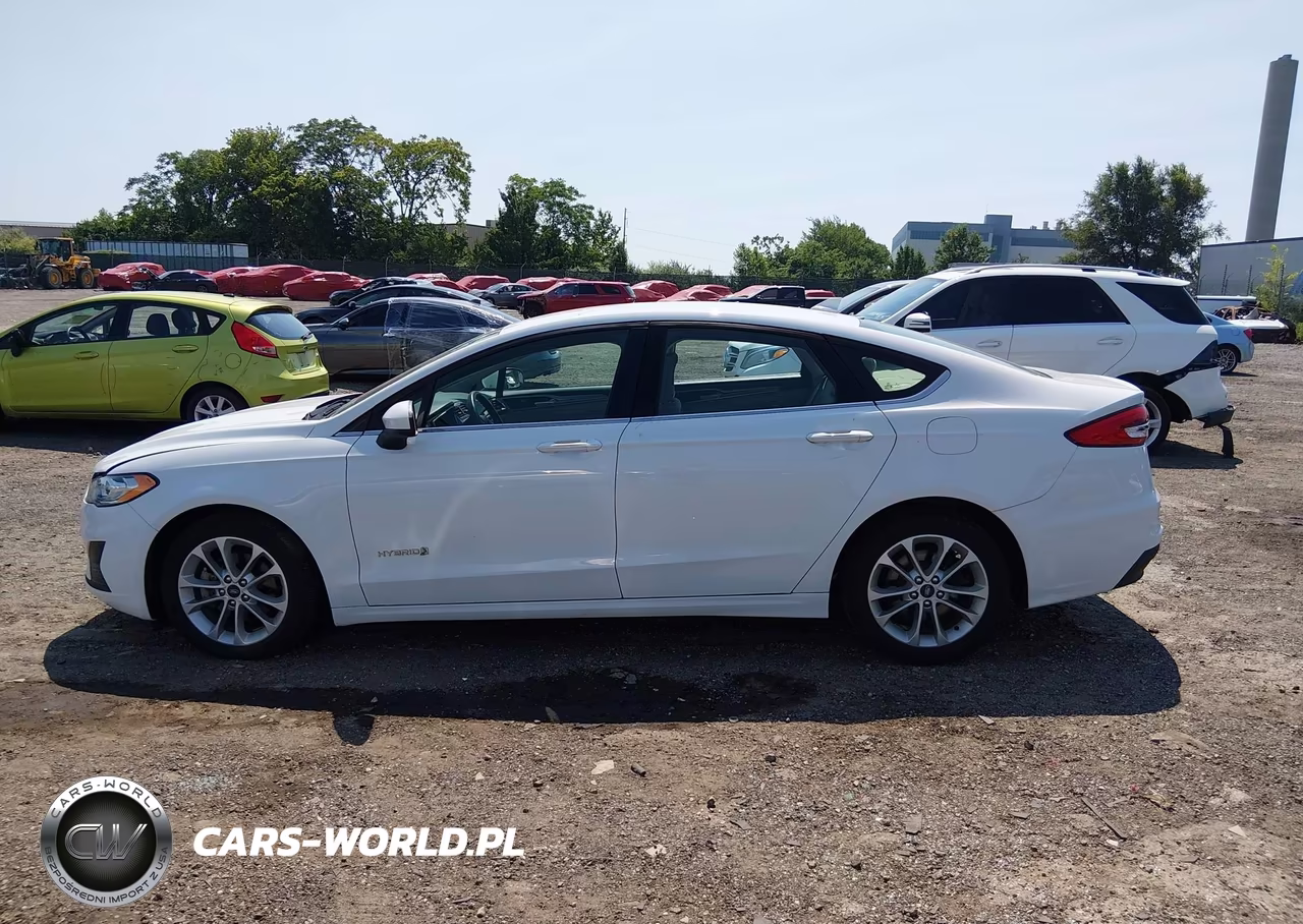 2019 Ford Fusion Hybrid Se VIN:3FA6P0LU7KR137739 - 14
