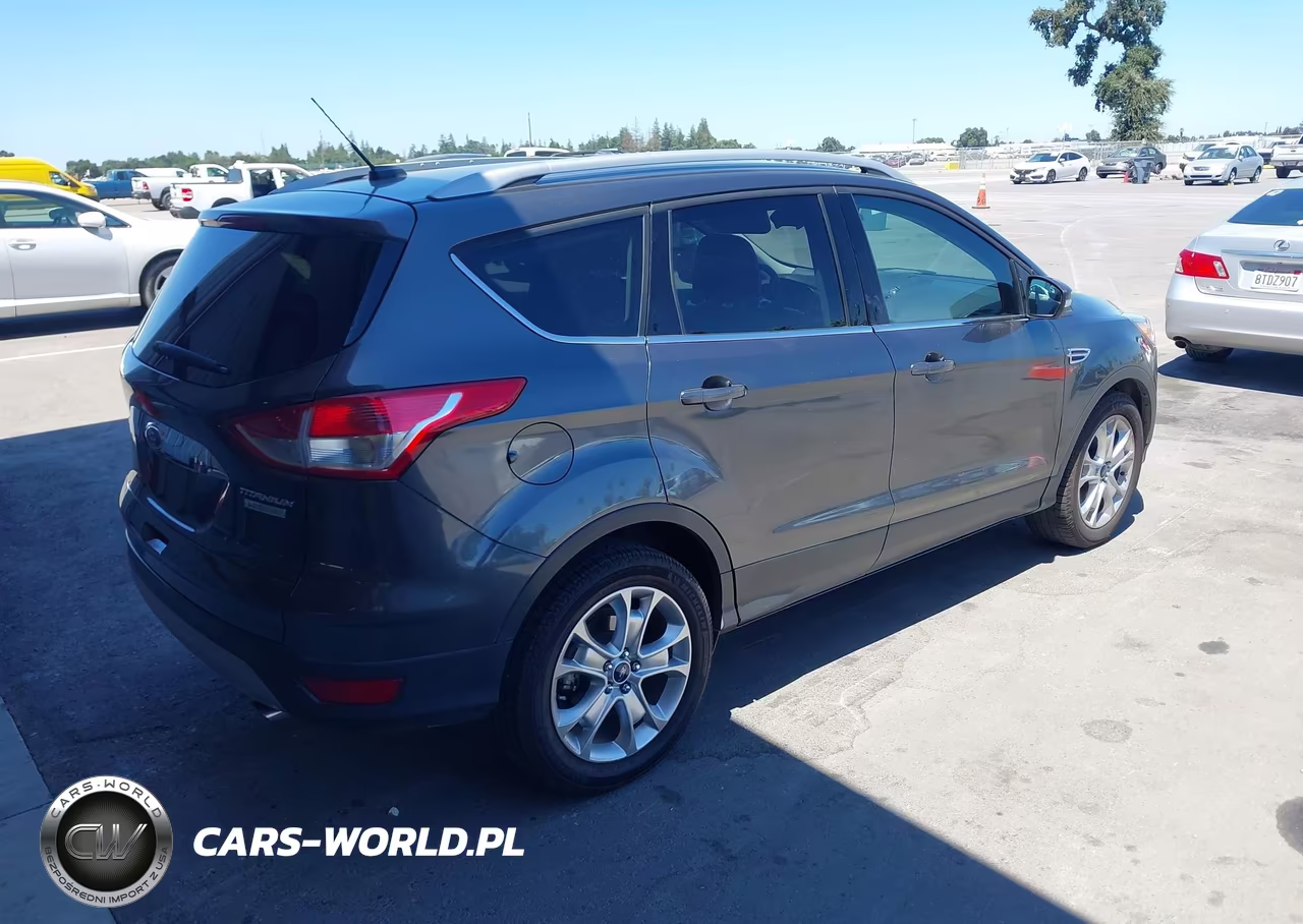 2016 Ford Escape Titanium VIN:1FMCU0JXXGUC80795 - 4