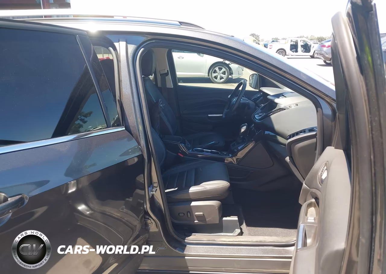 2016 Ford Escape Titanium VIN:1FMCU0JXXGUC80795 - 5