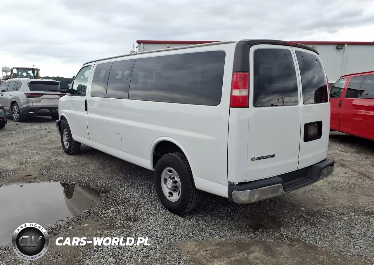 2017 Chevrolet Express 3500 Lt VIN:1GAZGPFG1H1289372 - 3