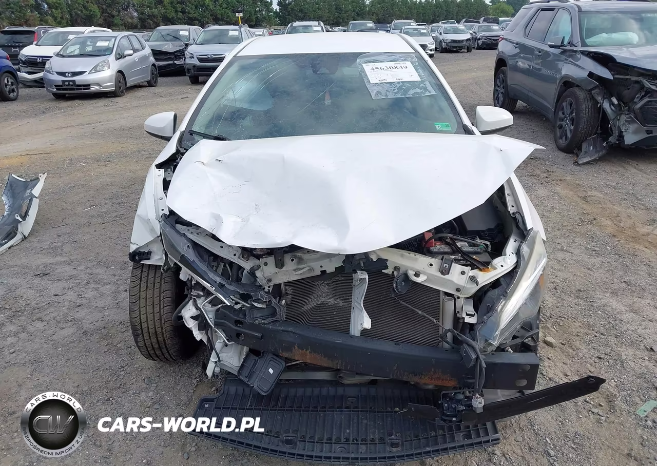 2017 Toyota Corolla Le VIN:2T1BURHE7HC959107 - 13