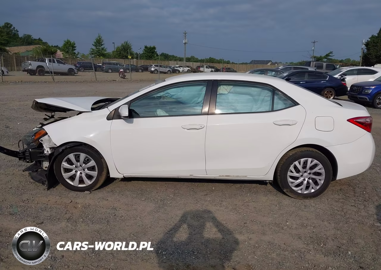 2017 Toyota Corolla Le VIN:2T1BURHE7HC959107 - 15