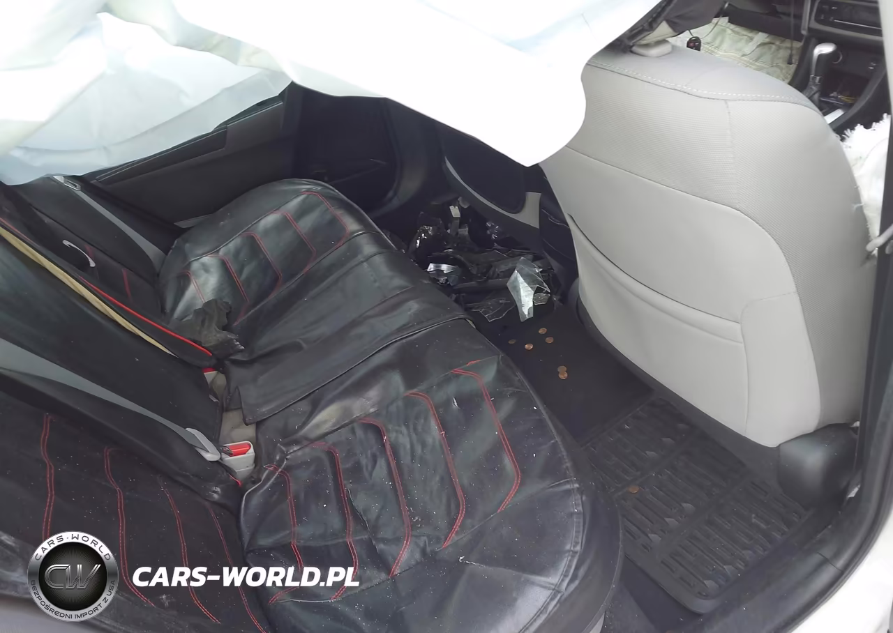 2017 Toyota Corolla Le VIN:2T1BURHE7HC959107 - 8