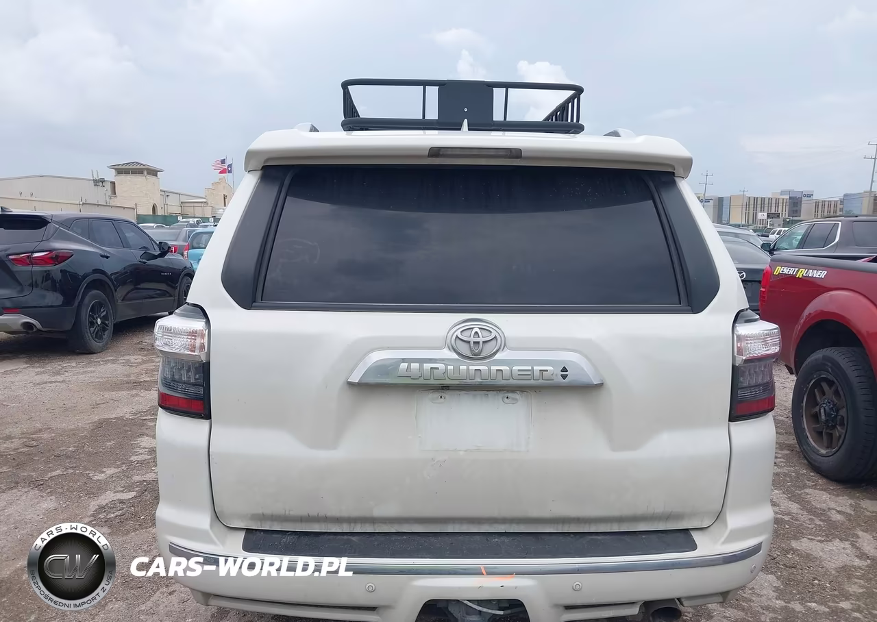 2018 Toyota 4Runner Limited VIN:JTEZU5JR2J5174609 - 17