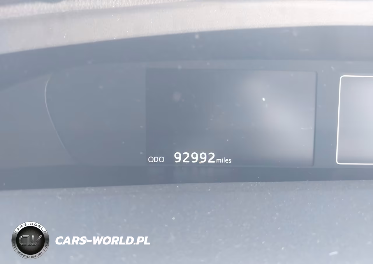 2018 Toyota Prius Two VIN:JTDKBRFU0J3590699 - 19