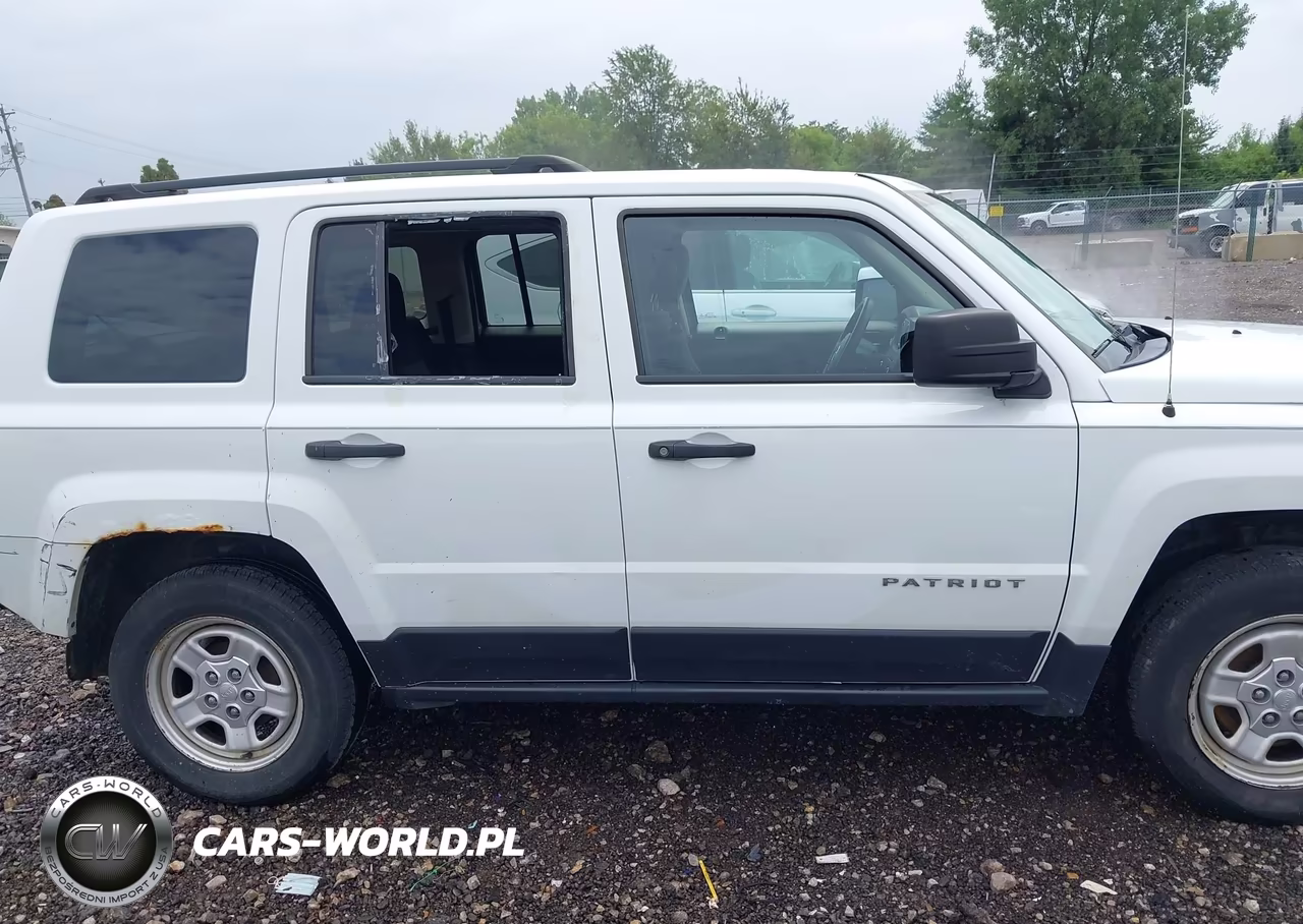 2016 Jeep Patriot Sport VIN:1C4NJPBA5GD716610 - 14