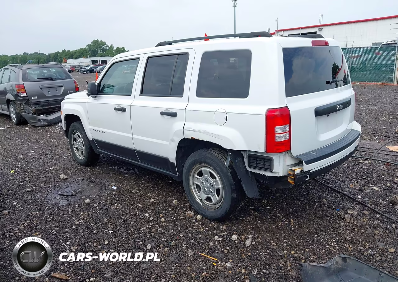 2016 Jeep Patriot Sport VIN:1C4NJPBA5GD716610 - 3
