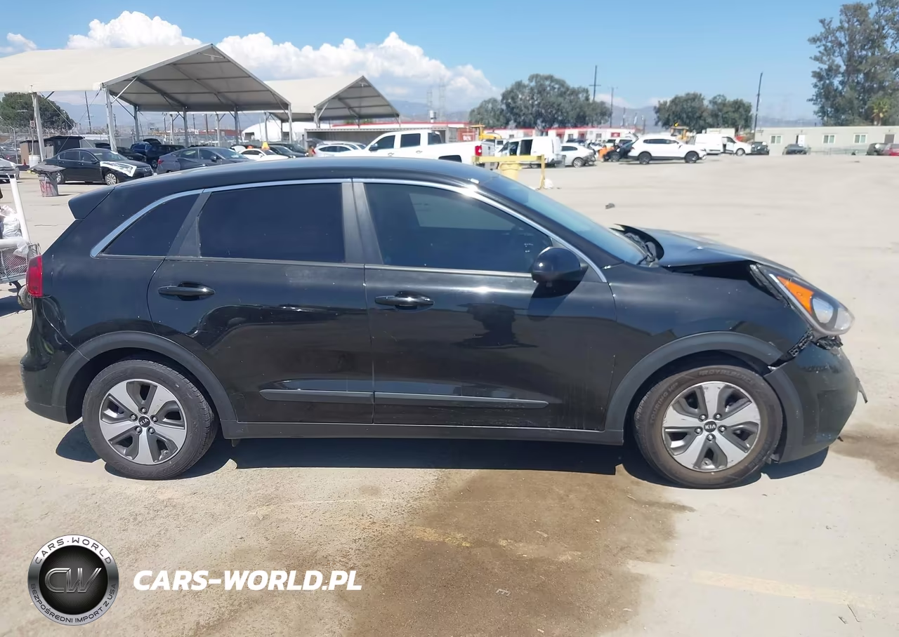 2017 Kia Niro Fe VIN:KNDCB3LC6H5076657 - 13
