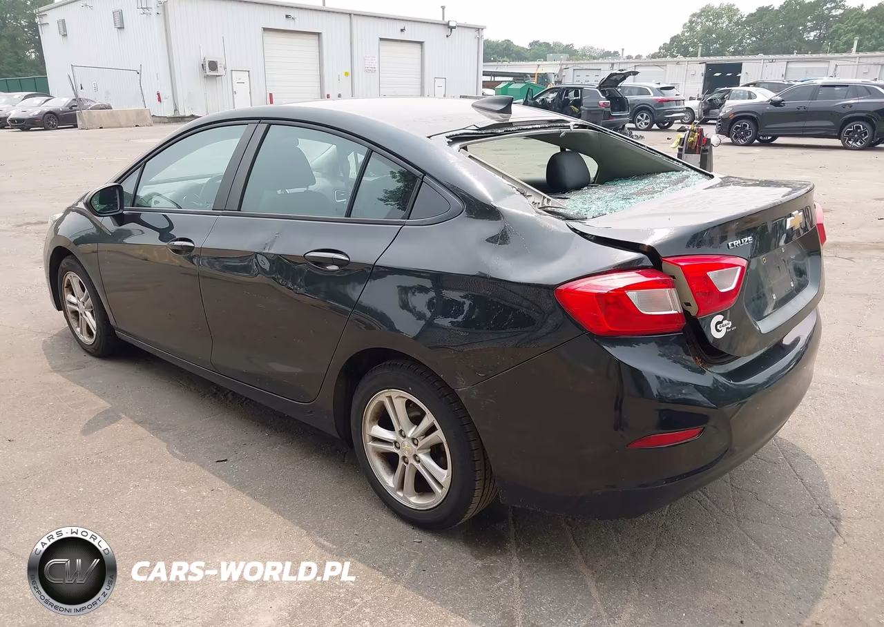 2017 Chevrolet Cruze Ls Auto VIN:1G1BC5SMXH7245753 - 3
