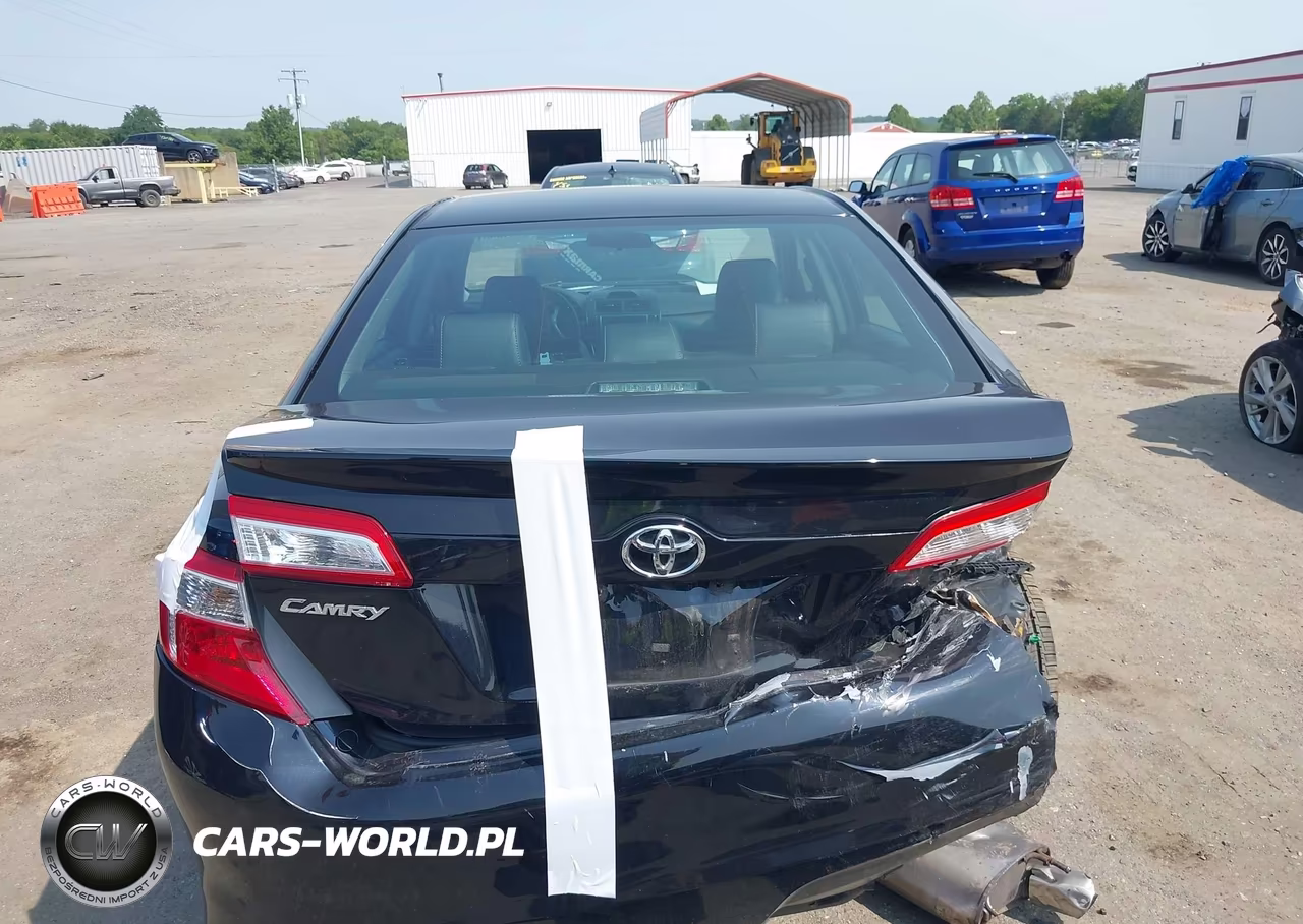 2014 Toyota Camry Se VIN:4T1BF1FK8EU446897 - 16