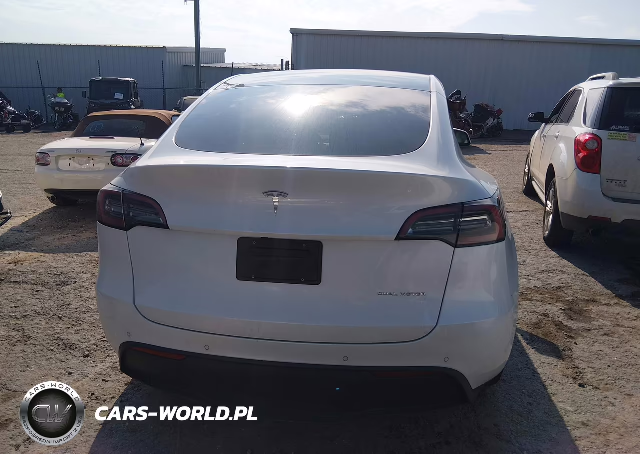 2021 Tesla Model Y Long Range Dual Motor All-Wheel Drive VIN:5YJYGDEE2MF202582 - 15