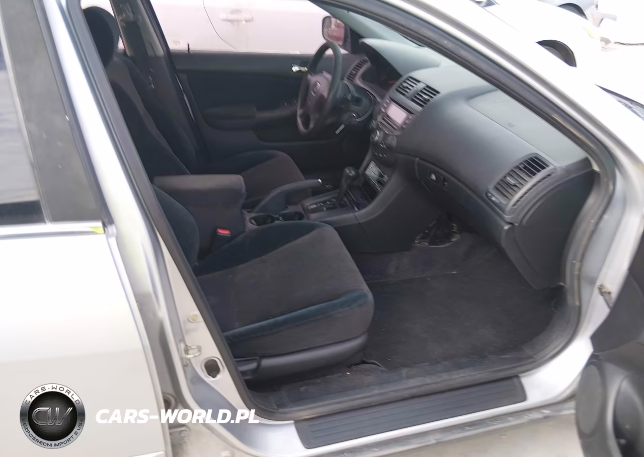 2003 Honda Accord Sdn Lx VIN:1HGCM56393A024667 - 5
