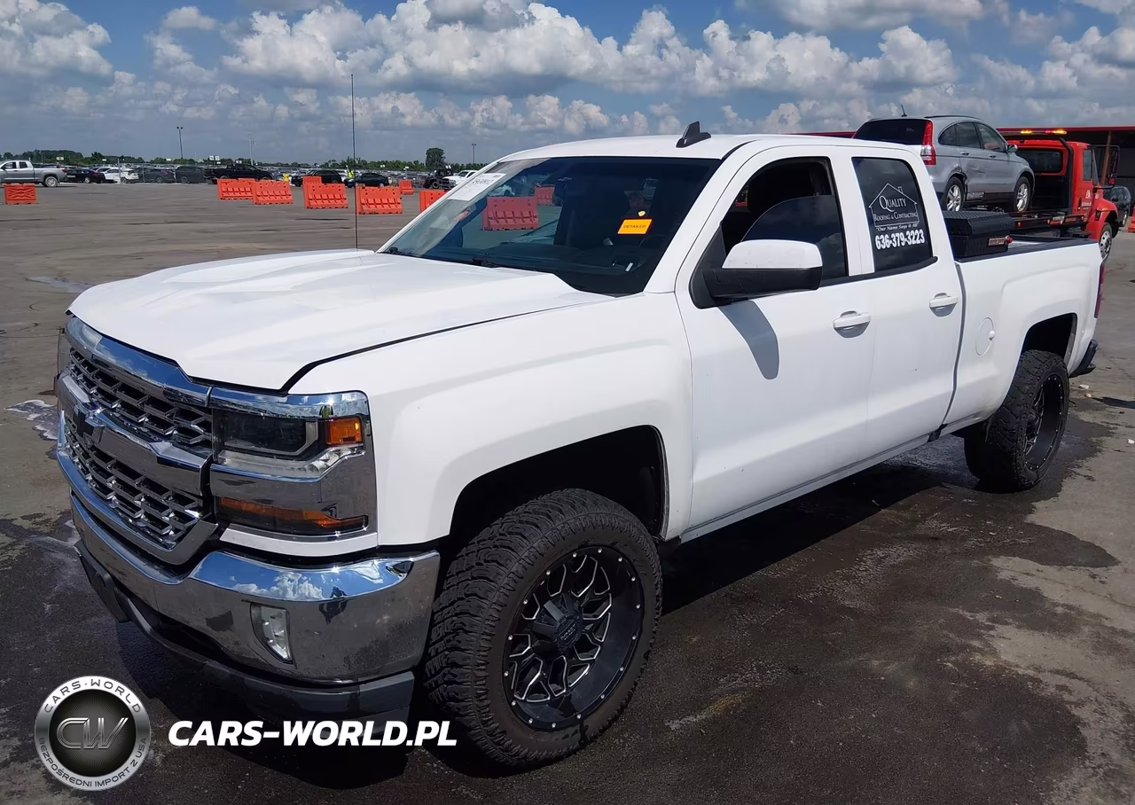 2018 Chevrolet Silverado 1500 1Lt VIN:1GCVKREC6JZ213975 - 2