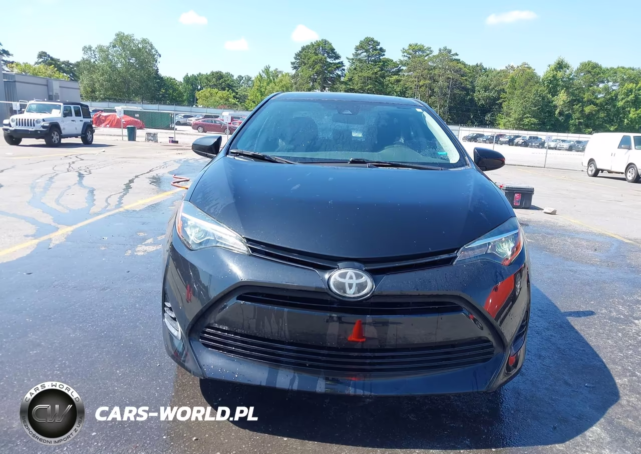2019 Toyota Corolla Le VIN:2T1BURHE5KC201967 - 12