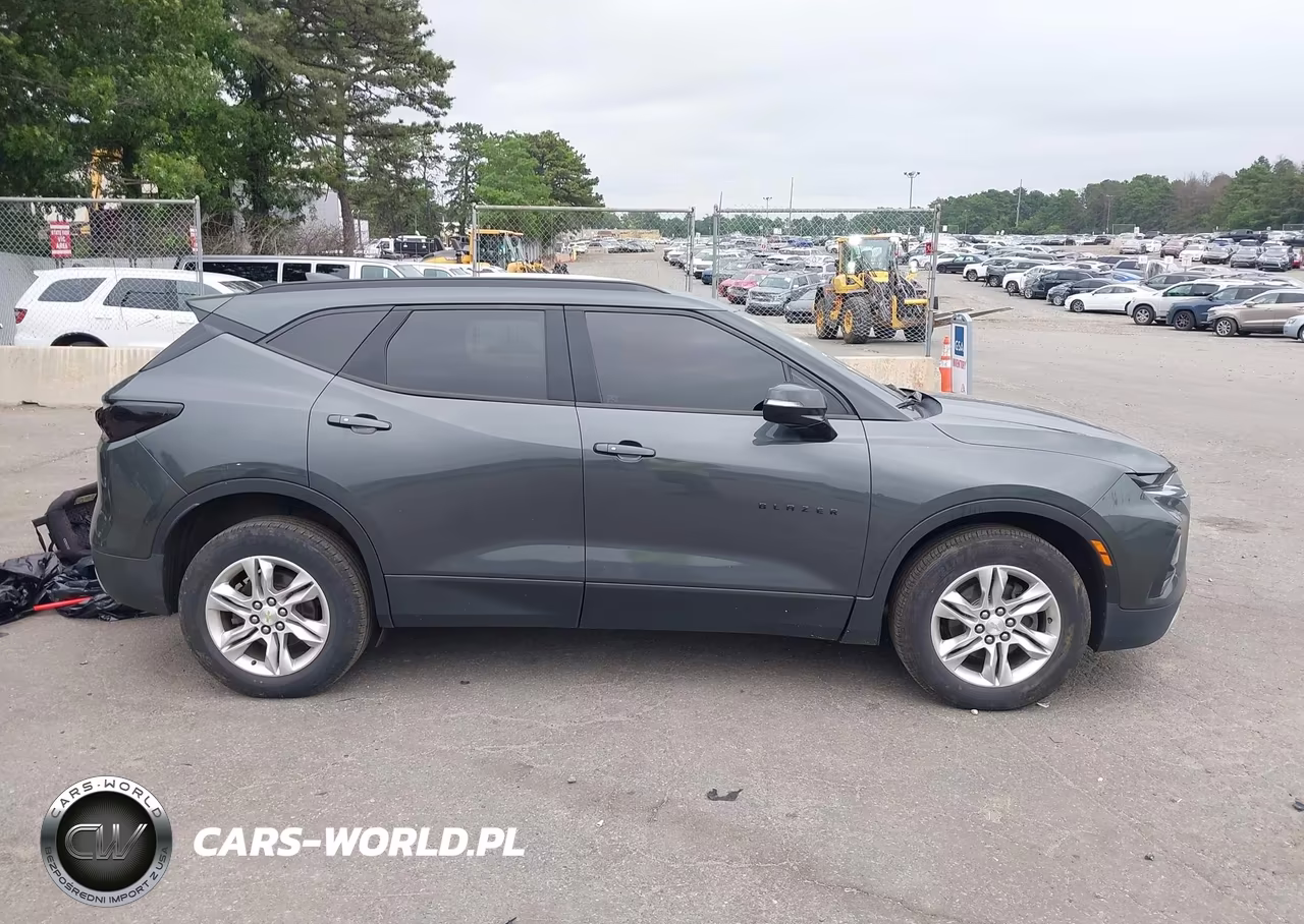 2019 Chevrolet Blazer VIN:3GNKBGRS9KS622227 - 13