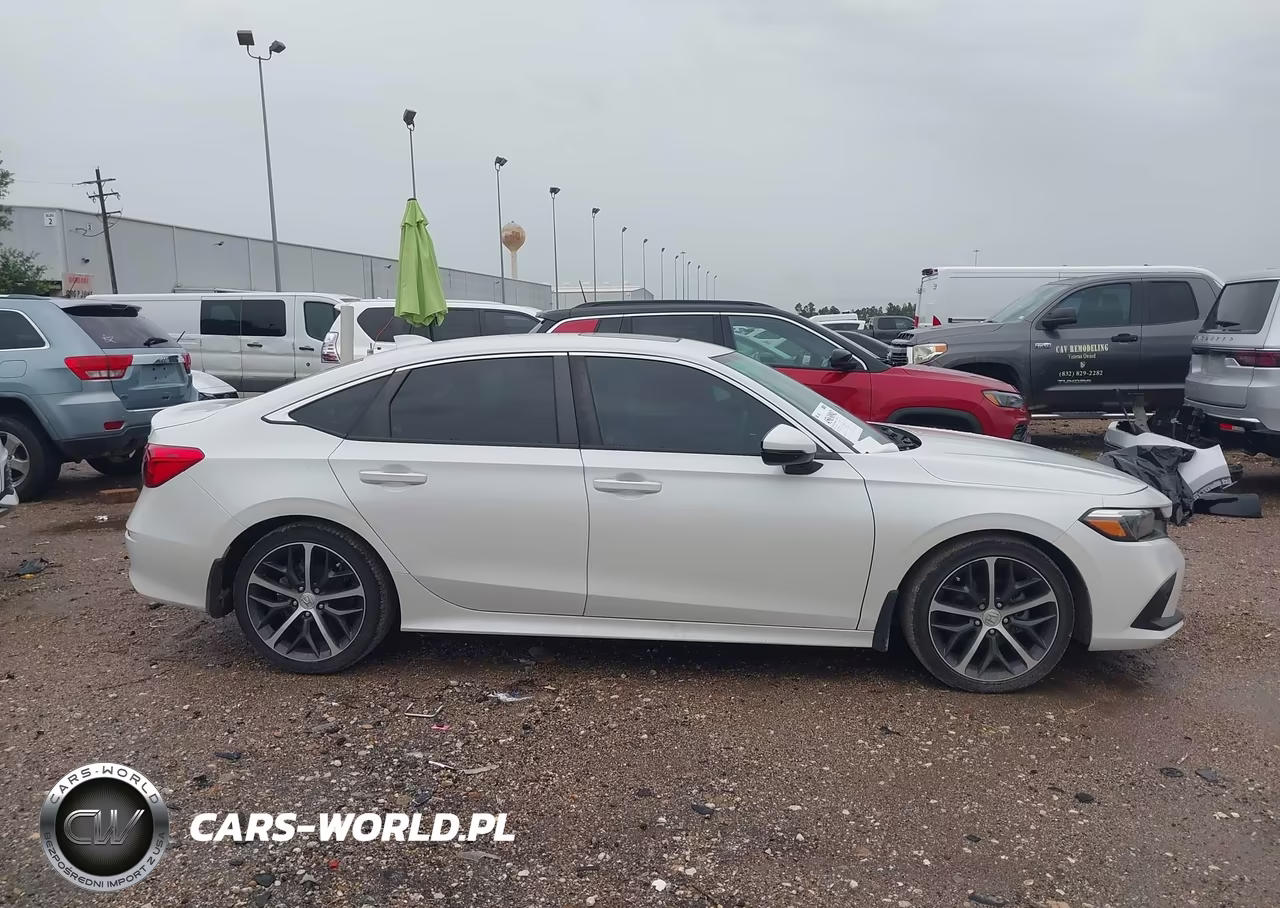 2024 Honda Civic Touring VIN:2HGFE1F96RH307545 - 13