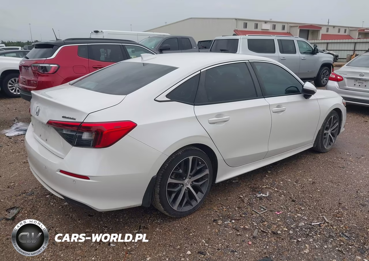 2024 Honda Civic Touring VIN:2HGFE1F96RH307545 - 4