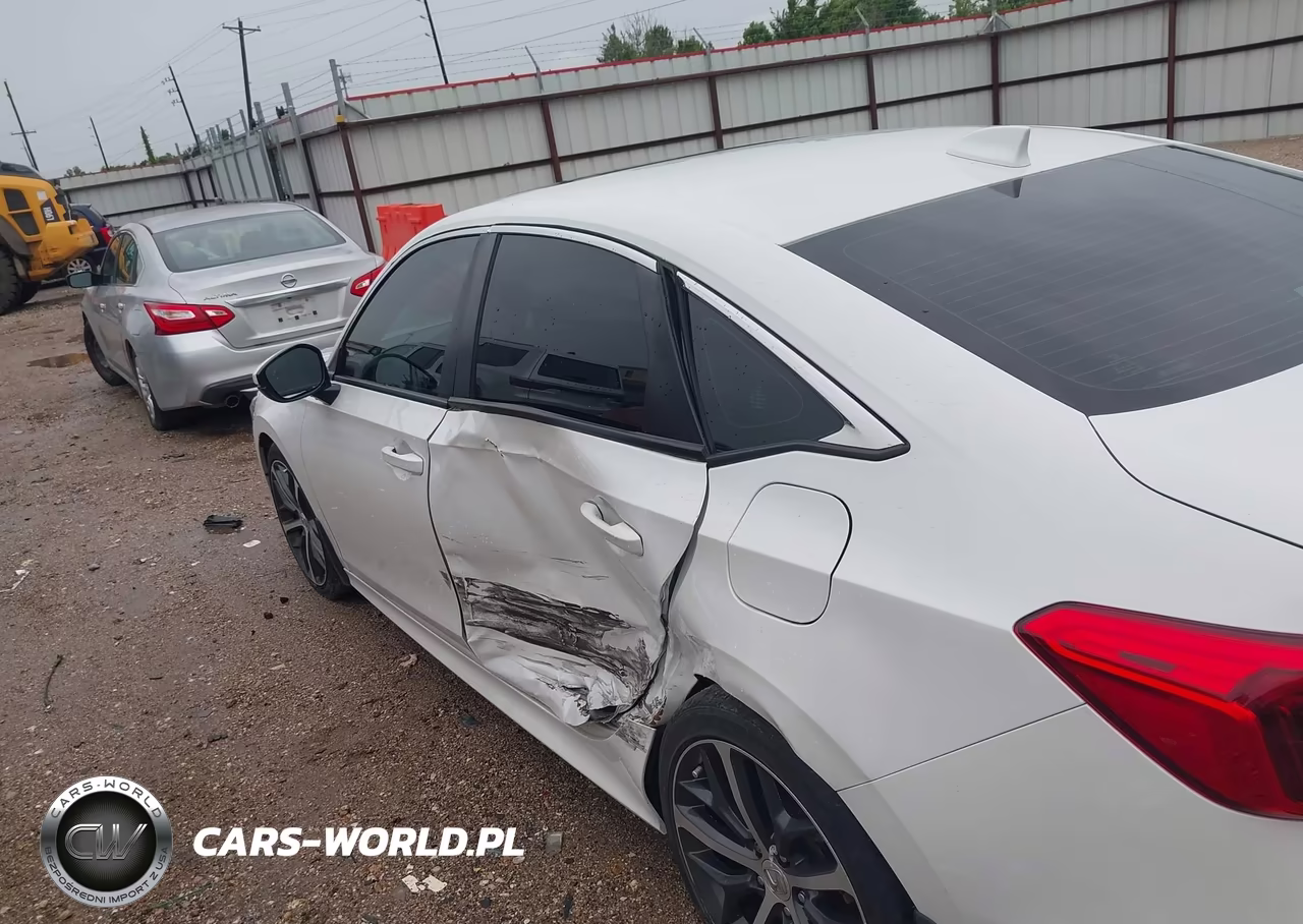 2024 Honda Civic Touring VIN:2HGFE1F96RH307545 - 6