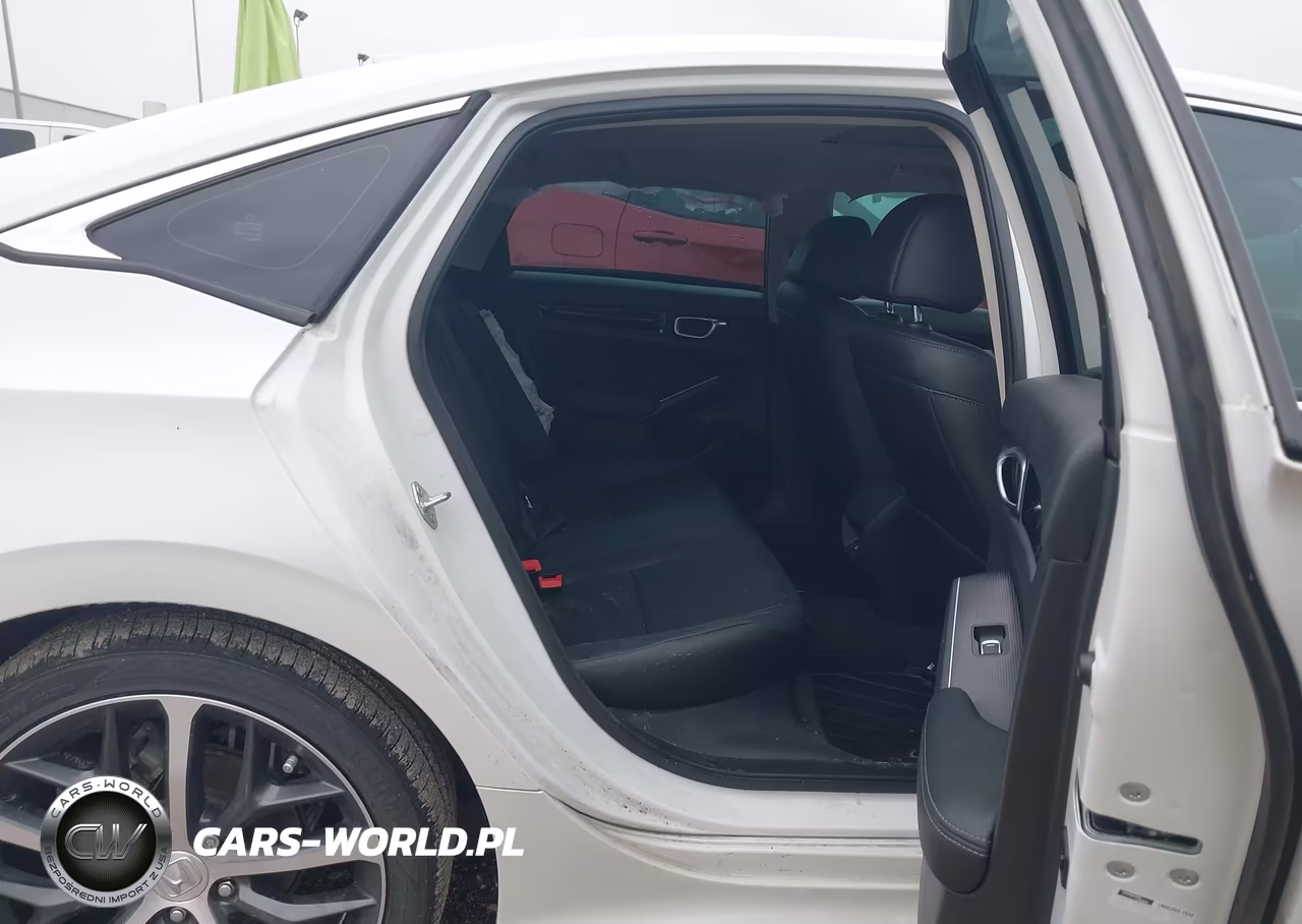 2024 Honda Civic Touring VIN:2HGFE1F96RH307545 - 8