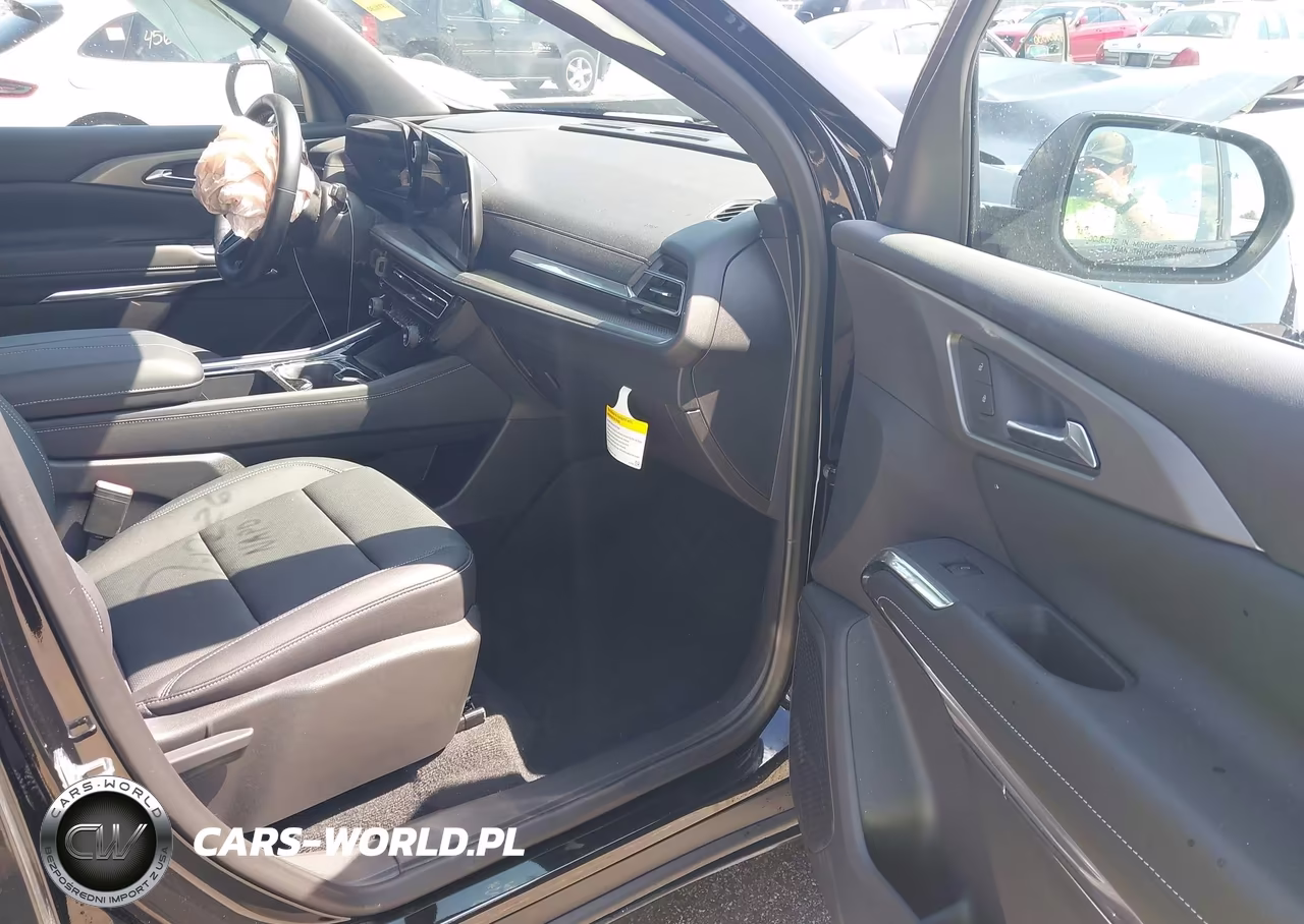2025 Chevrolet Traverse Lt VIN:1GNEVGRS4SJ279428 - 5