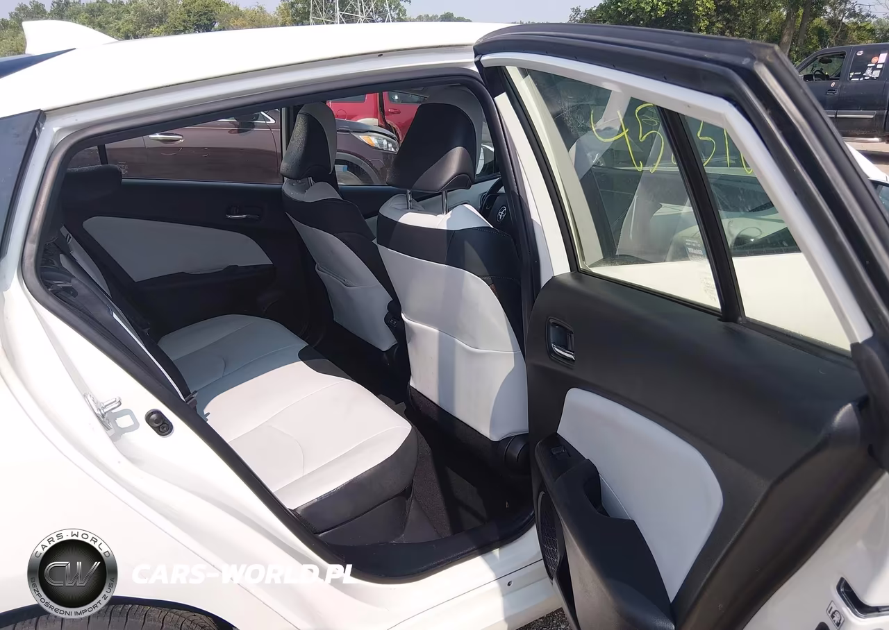 2019 Toyota Prius Limited VIN:JTDKARFU5K3091028 - 8