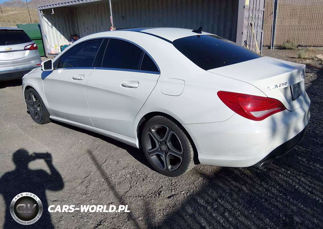 2014 Mercedes-Benz Cla 250 VIN:WDDSJ4EB8EN040589 - 3