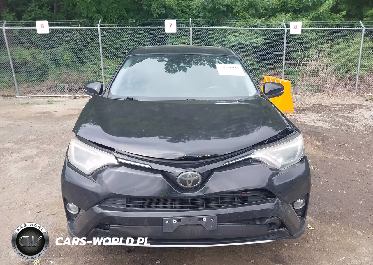 2018 Toyota Rav4 Xle VIN:2T3RFREV8JW788974 - 12