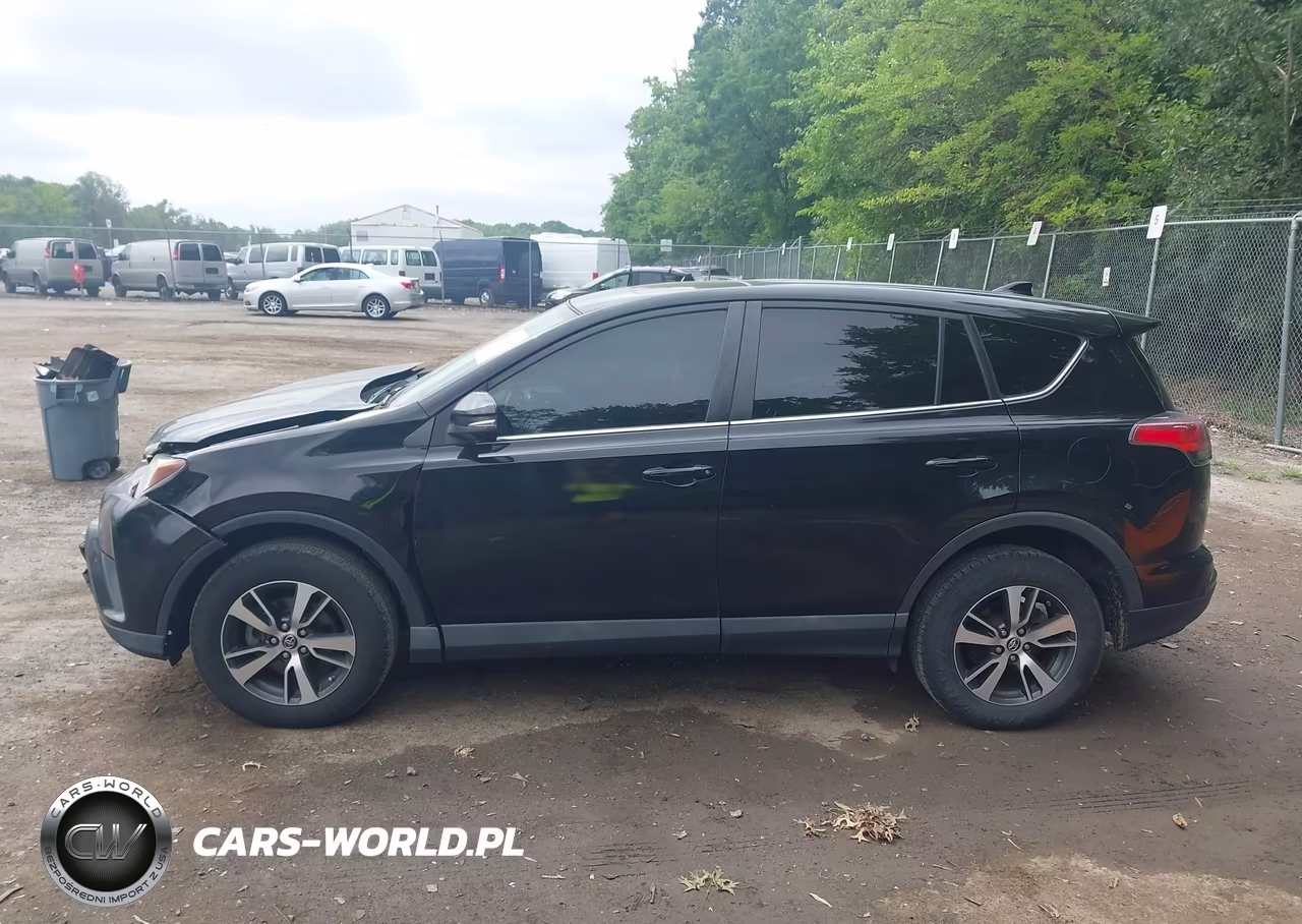 2018 Toyota Rav4 Xle VIN:2T3RFREV8JW788974 - 14