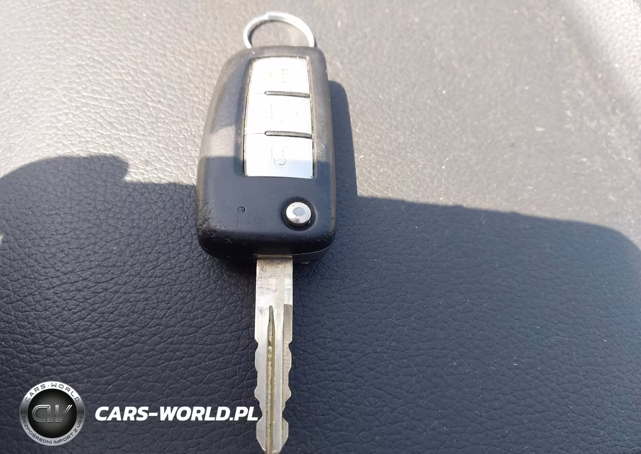 2018 Nissan Rogue Sport S VIN:JN1BJ1CR5JW256576 - 11