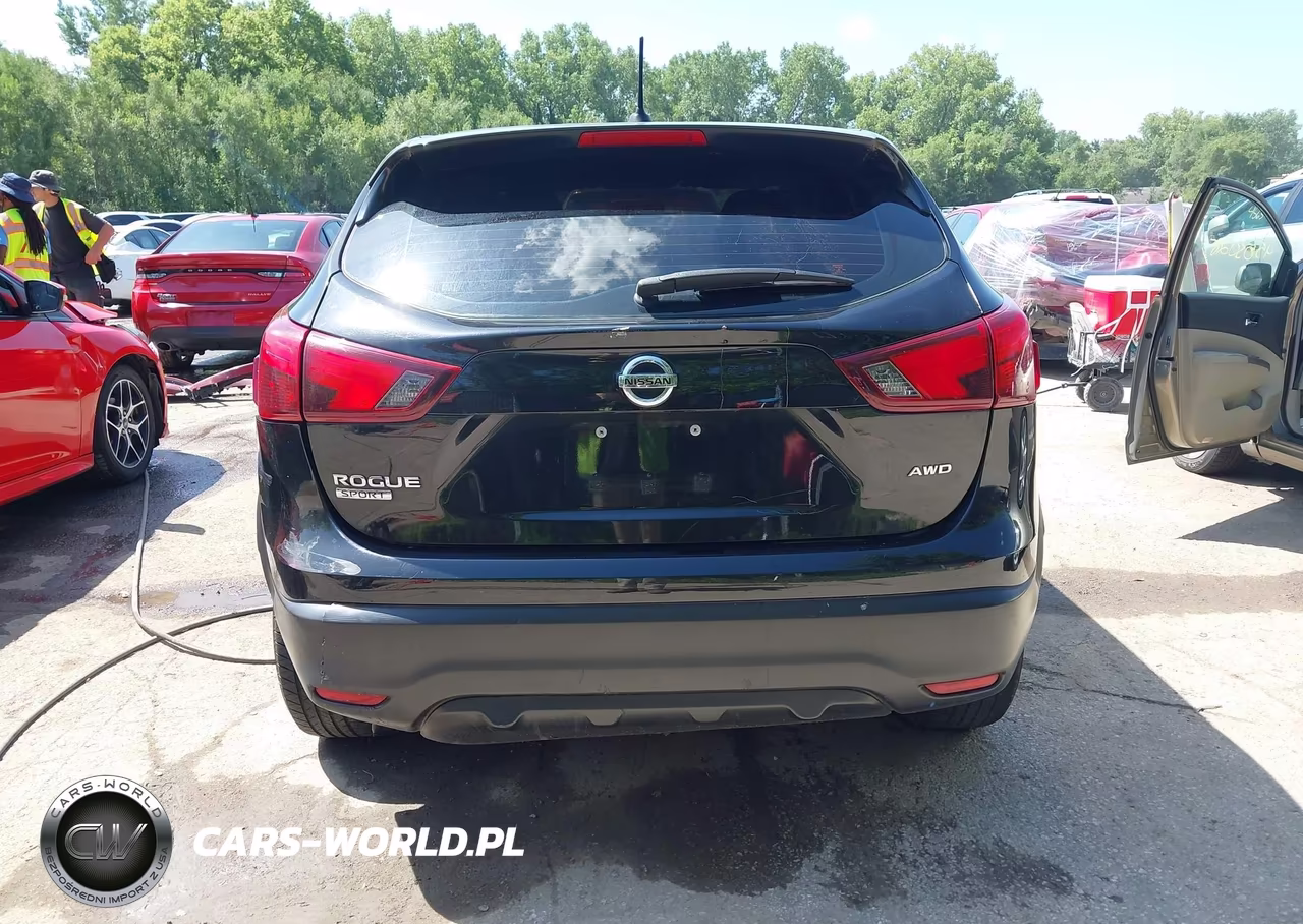 2018 Nissan Rogue Sport S VIN:JN1BJ1CR5JW256576 - 15