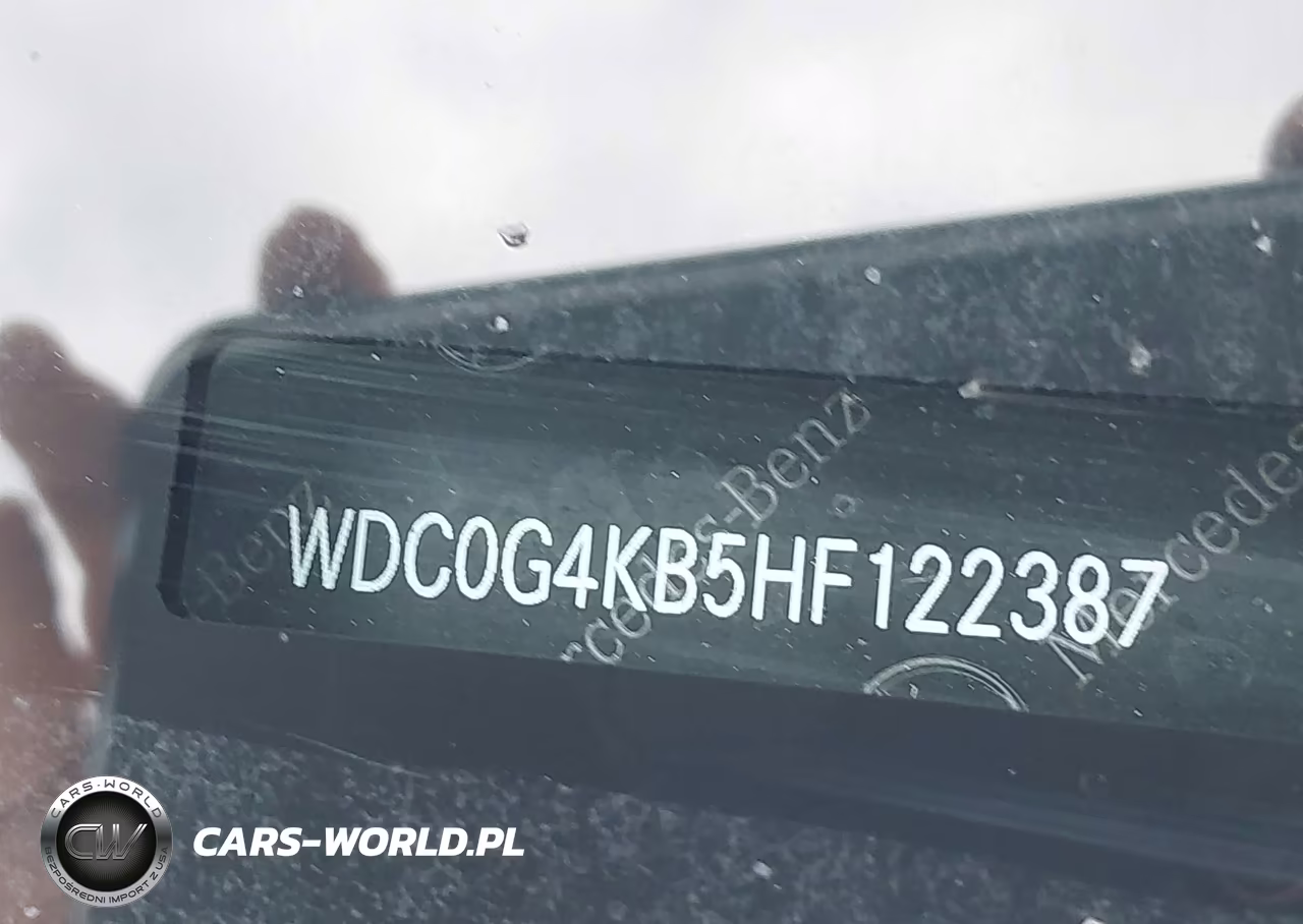 2017 Mercedes-Benz Glc 300 4Matic VIN:WDC0G4KB5HF122387 - 9
