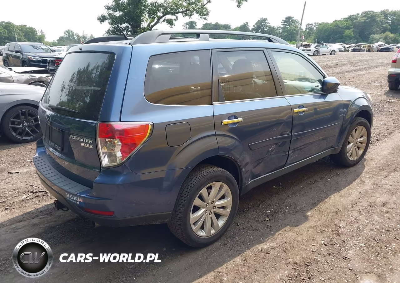 2013 Subaru Forester 2.5X Limited VIN:JF2SHAEC2DH427523 - 4