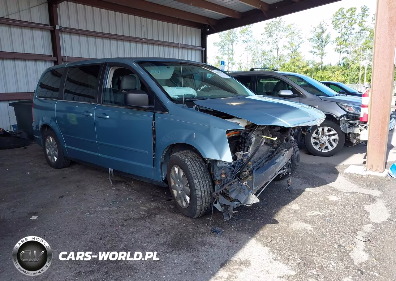 2009 Chrysler Town & Country Lx