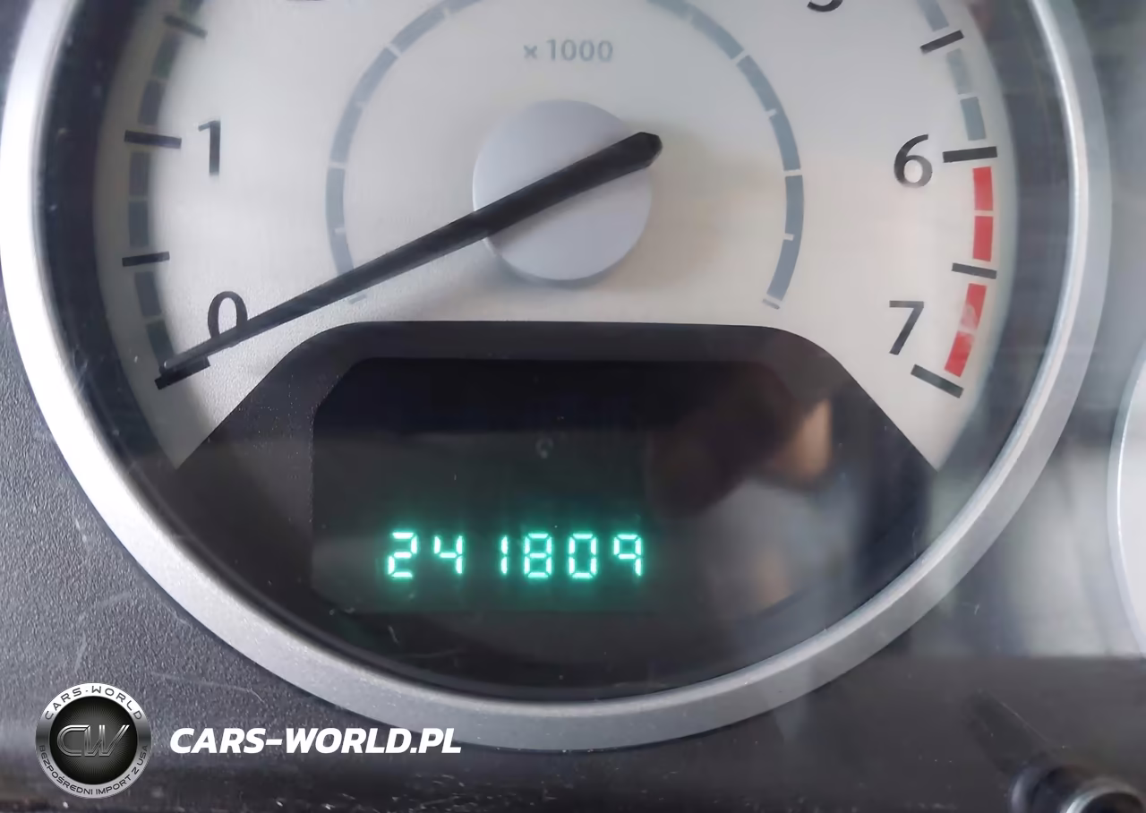 2009 Chrysler Town & Country Lx VIN:2A8HR44E79R611032 - 15