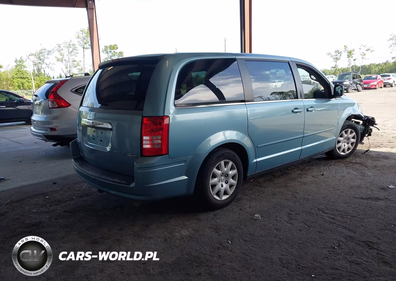 2009 Chrysler Town & Country Lx VIN:2A8HR44E79R611032 - 4