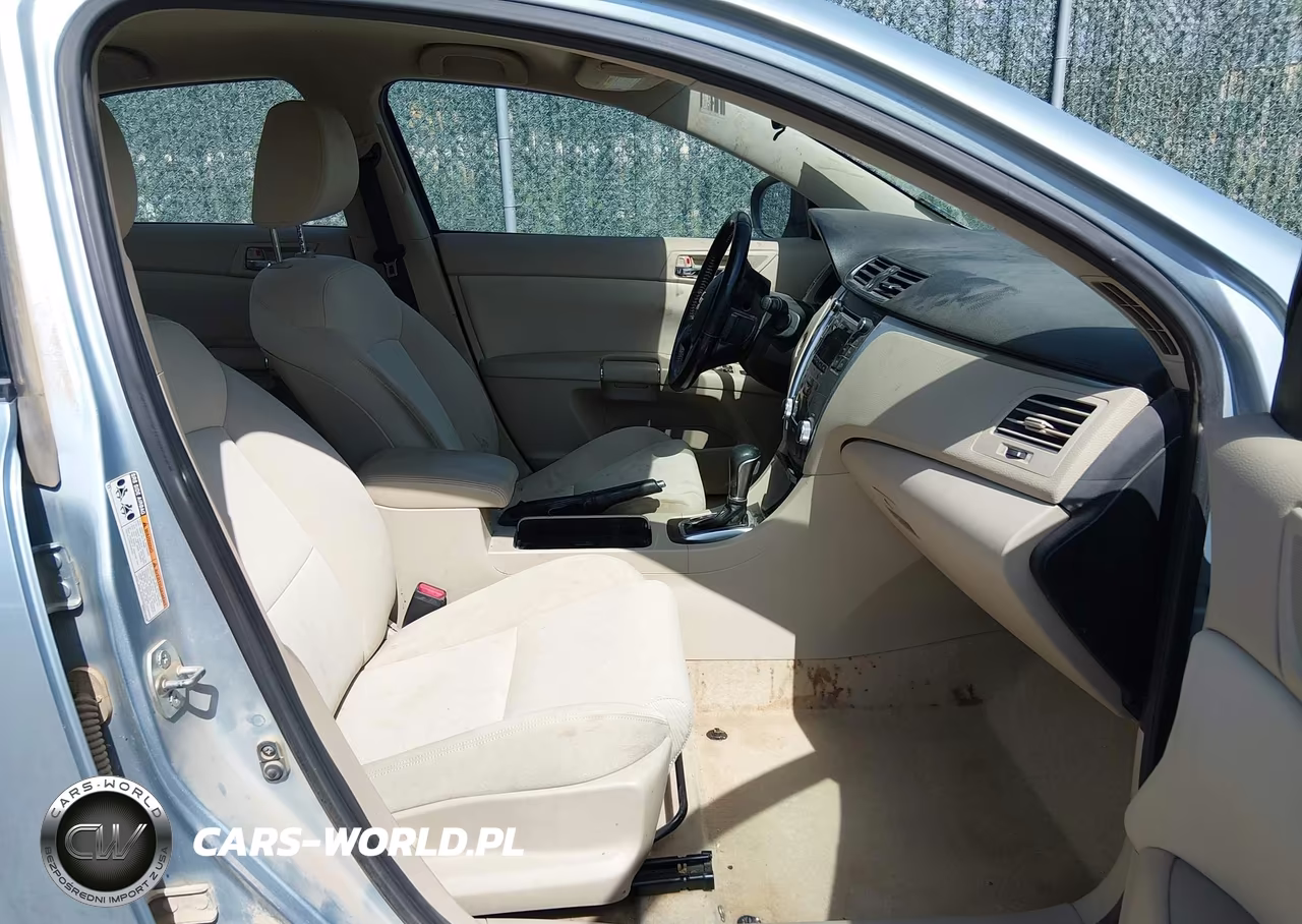 2012 Suzuki Kizashi Se VIN:JS2RE9A31C6101089 - 5