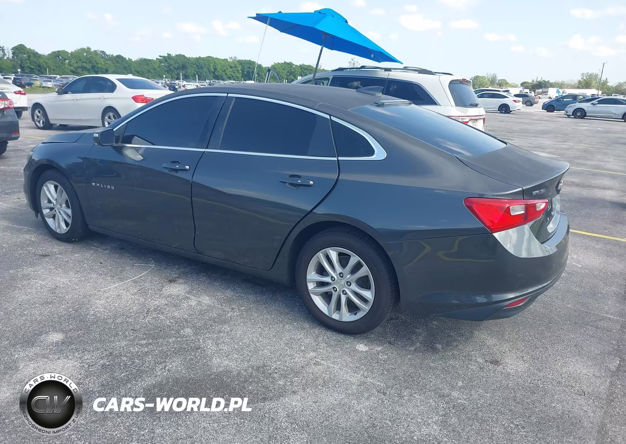 2018 Chevrolet Malibu Lt VIN:1G1ZD5ST2JF148917 - 3