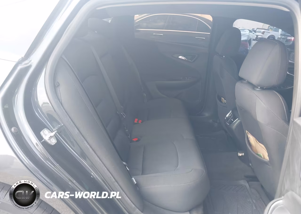 2018 Chevrolet Malibu Lt VIN:1G1ZD5ST2JF148917 - 8
