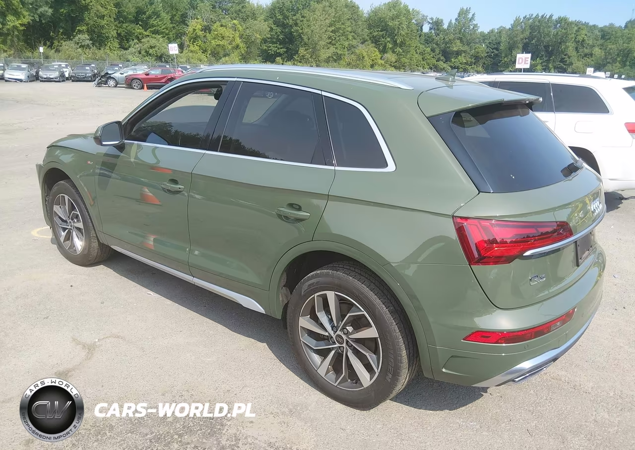 2024 Audi Q5 Premium 45 Tfsi S Line Quattro VIN:WA1GAAFY7R2001897 - 3