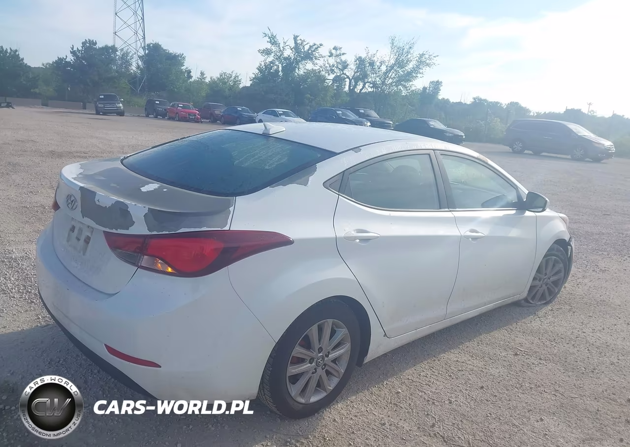 2016 Hyundai Elantra Se VIN:5NPDH4AE5GH775872 - 4